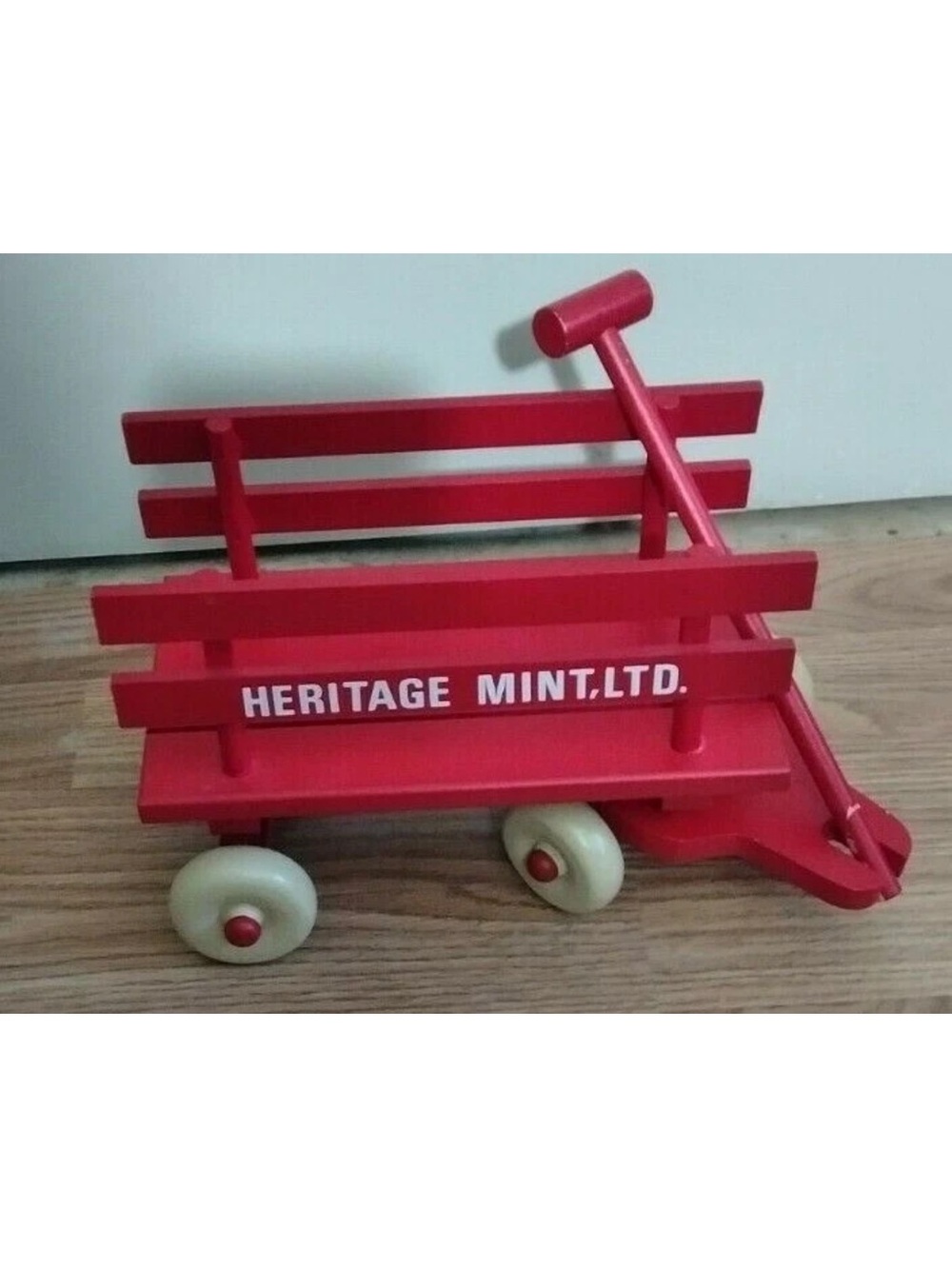 1991 Heritage Mint LTD Red Wooden Wagon Doll Collector's Furniture B5